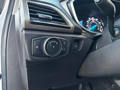 Used 2016 Ford Fusion SE w/ Equipment Group 202A image 26