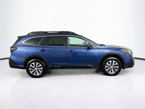 Used 2022 Subaru Outback Premium AWD/4WD image 16