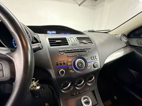 Used 2012 MAZDA MAZDA3 i Touring image 15