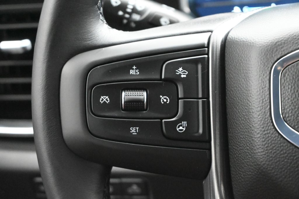 Used 2025 GMC Sierra 2500 Denali Ultimate AWD/4WD image 9