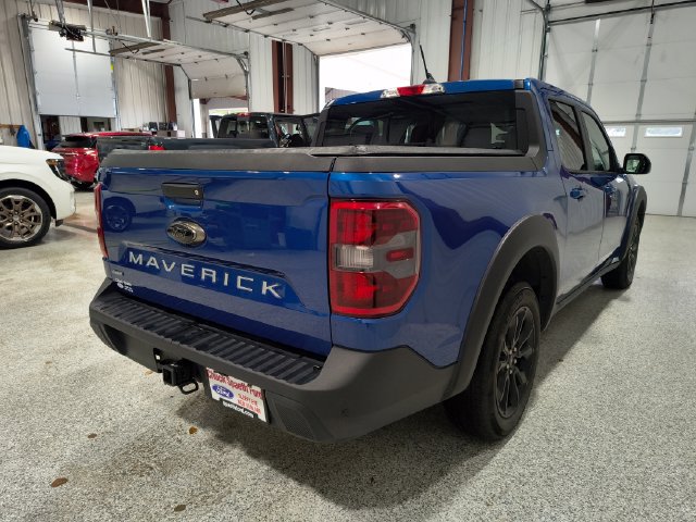 Used 2024 Ford Maverick Lariat w/ Black Appearance Package FWD image 6