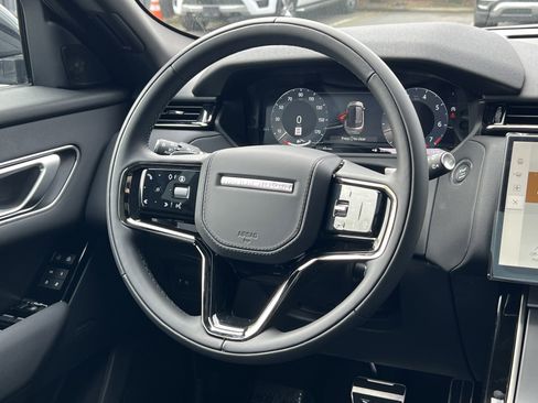 New 2025 Land Rover Range Rover Velar Dynamic SE AWD/4WD image 17