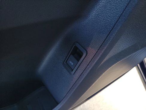 Used 2021 Audi Q3 2.0T Premium Plus w/ Premium Plus Package image 19