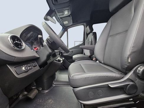 New 2026 Mercedes-Benz Sprinter 2500 image 8