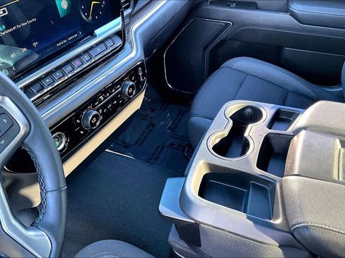 Used 2023 Chevrolet Silverado 1500 LT image 13