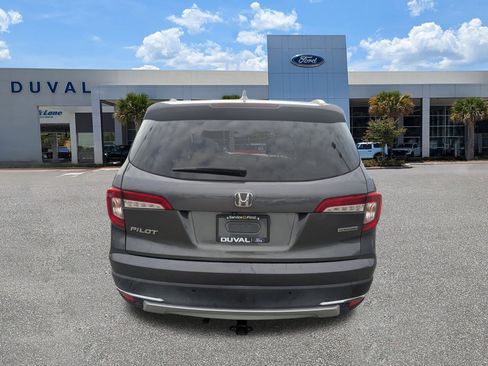 Used 2019 Honda Pilot Touring image 5