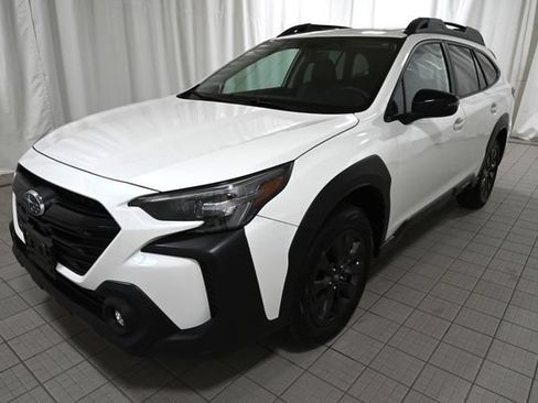 Certified 2025 Subaru Outback Onyx Edition AWD/4WD image 16