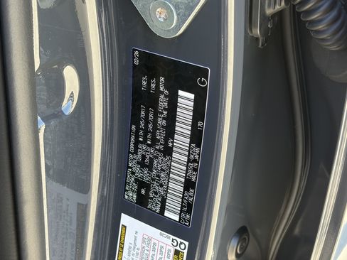 Certified 2026 Toyota 4Runner SR5 RWD image 31