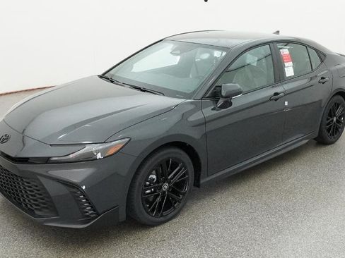 New 2026 Toyota Camry SE FWD image 31