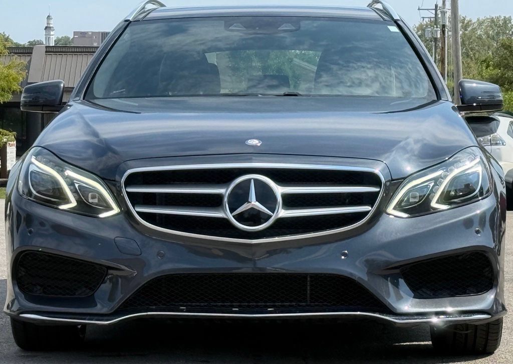 Used 2016 Mercedes-Benz E 350 4MATIC Wagon image 9