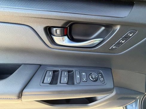 Used 2025 Honda CR-V Sport-L image 22