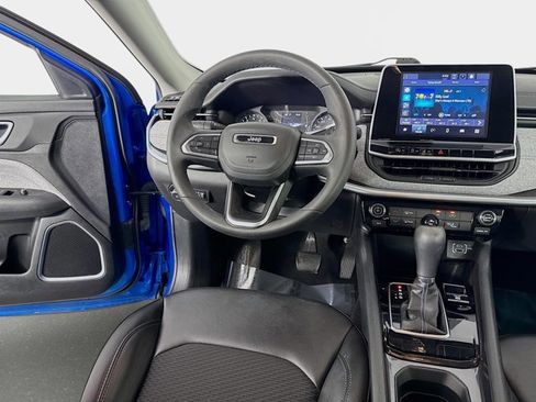 Used 2022 Jeep Compass Latitude image 22