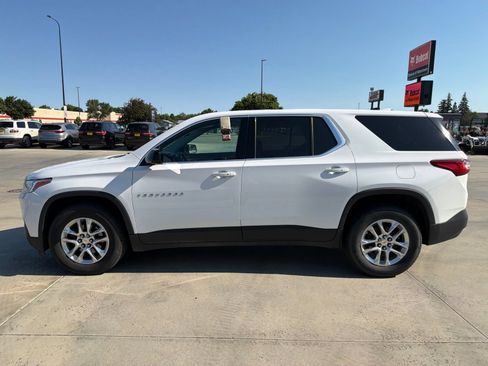 Used 2018 Chevrolet Traverse LS FWD image 5