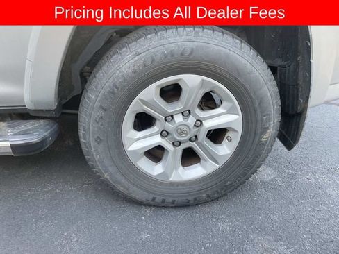 Used 2016 Toyota 4Runner SR5 Premium RWD image 3