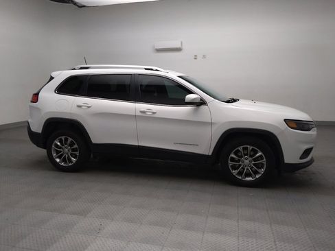 Used 2020 Jeep Cherokee Latitude Plus image 11