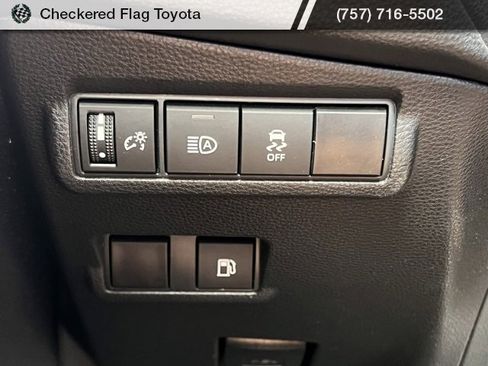 Used 2023 Toyota Corolla Cross S image 11