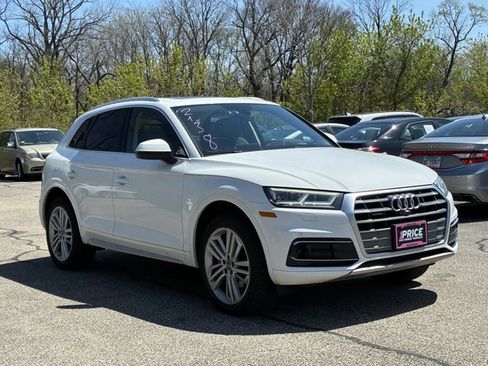 Used 2018 Audi Q5 Prestige w/ Prestige Package image 3