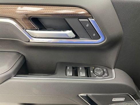 New 2026 Chevrolet Silverado 1500 RST w/ RST All Star Premium Package AWD/4WD image 11
