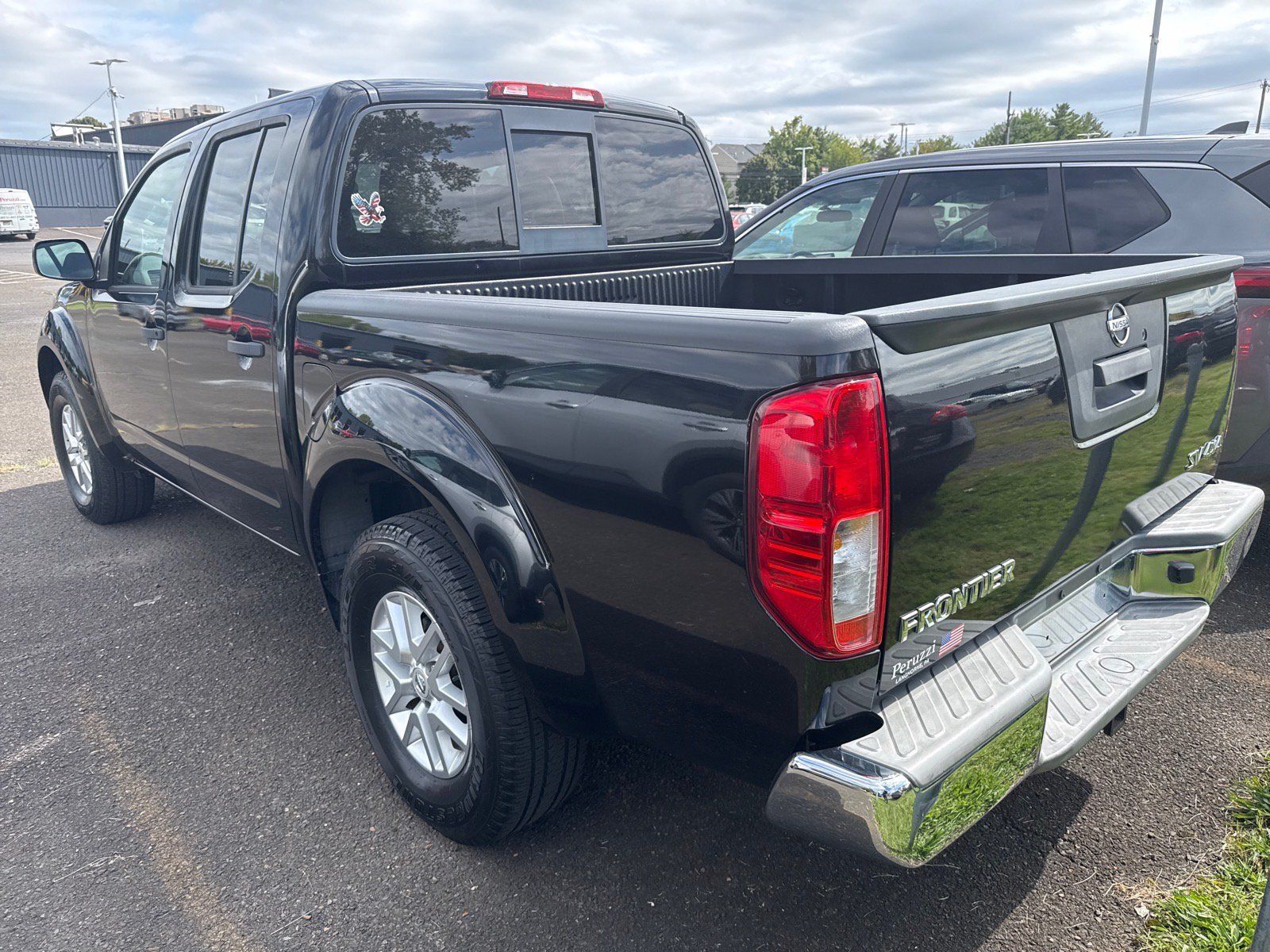 Used 2016 Nissan Frontier SV AWD/4WD image 3