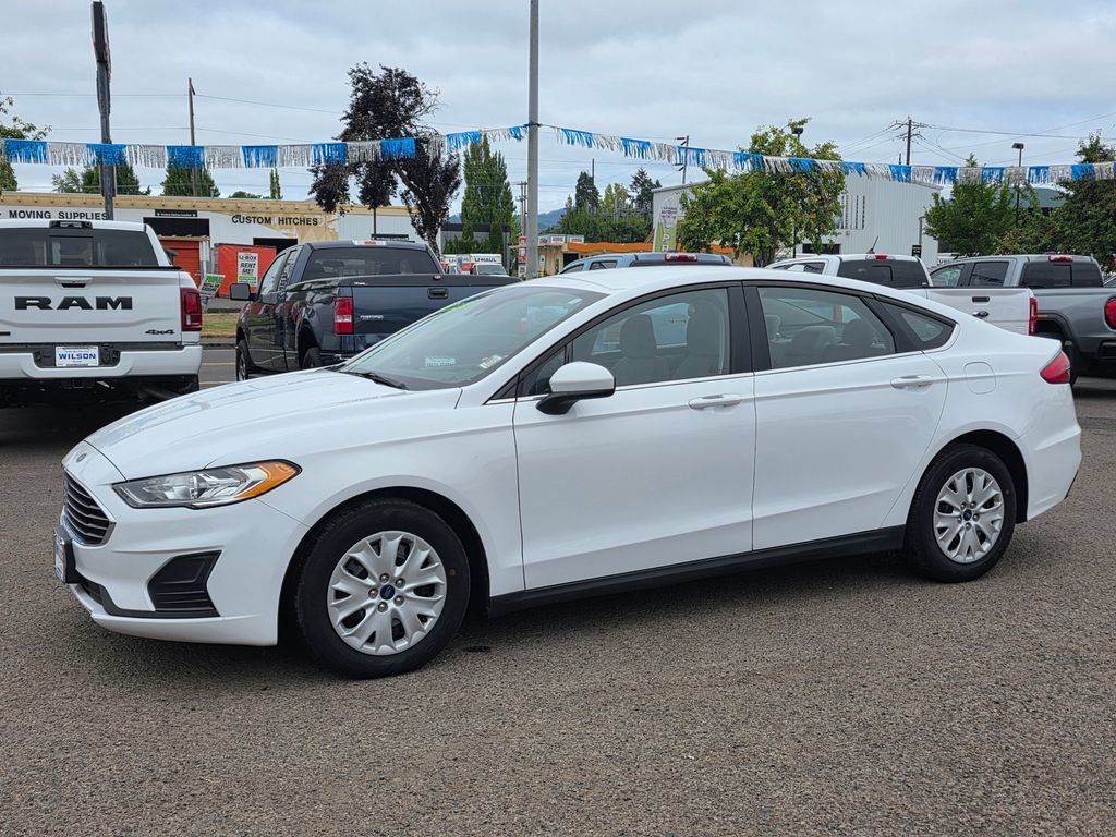 Used 2020 Ford Fusion S FWD image 31