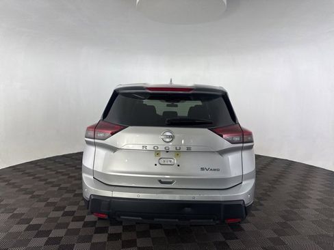 Certified 2024 Nissan Rogue SV image 7