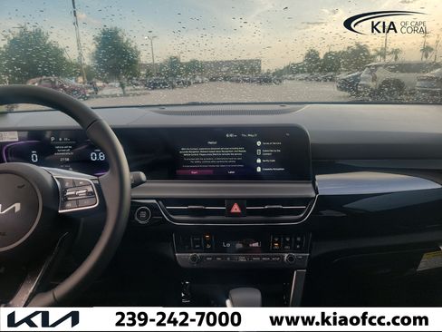 New 2026 Kia Seltos S FWD image 19