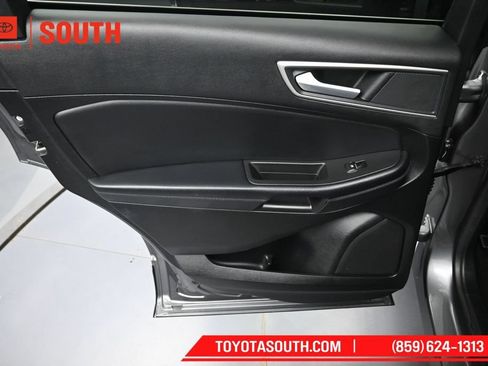 Used 2024 Ford Edge SEL AWD/4WD image 25