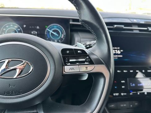 Used 2023 Hyundai Tucson Limited image 22