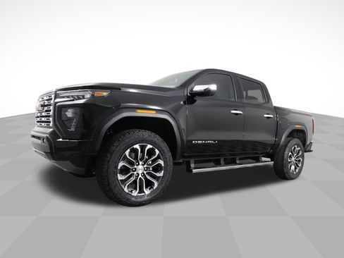 Used 2025 GMC Canyon Denali image 54