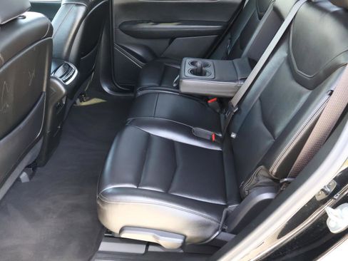 Used 2024 Cadillac XT6 Luxury image 26