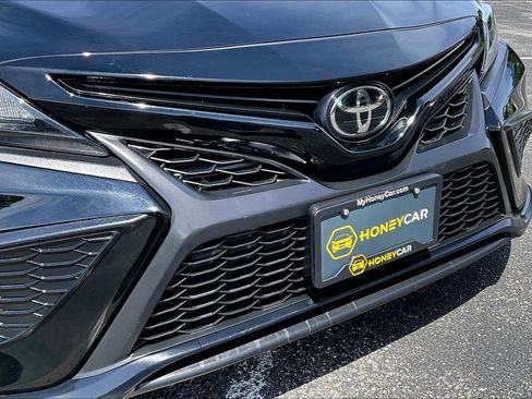 Used 2022 Toyota Camry SE FWD image 33
