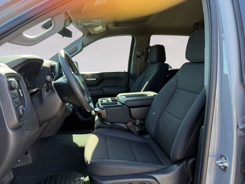 Used 2025 Chevrolet Silverado 1500 Custom Trail Boss image 9