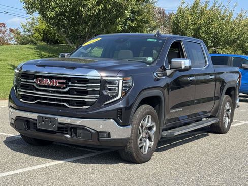 Used 2023 GMC Sierra 1500 SLT w/ SLT Premium Plus Package image 1