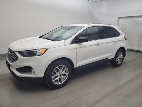Used 2023 Ford Edge SEL w/ Convenience Package AWD/4WD image 2