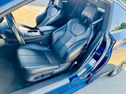 Used 2019 INFINITI Q60 3.0t Luxe w/ Cargo Package RWD image 24