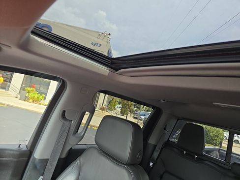 Used 2019 Chevrolet Silverado 1500 LT Trail Boss AWD/4WD image 2