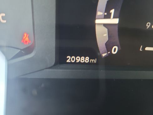 Certified 2024 Toyota Tacoma SR image 33