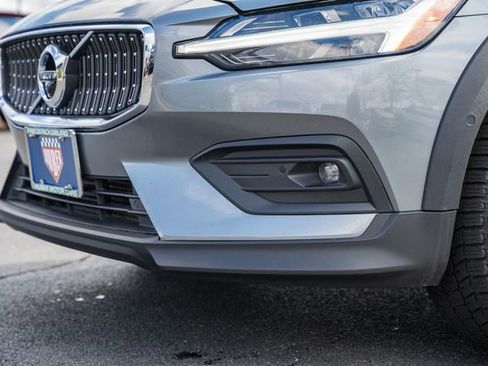 Used 2021 Volvo V60 T5 Cross Country w/ Protection Package image 15