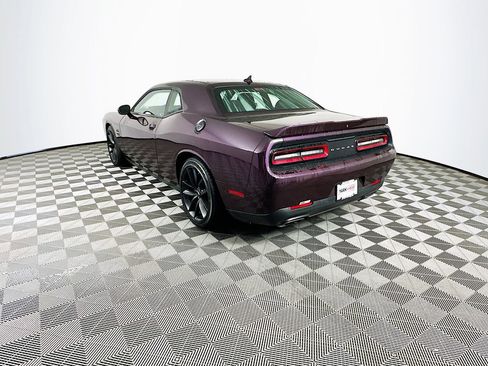 Used 2022 Dodge Challenger R/T w/ Performance Handling Group image 7