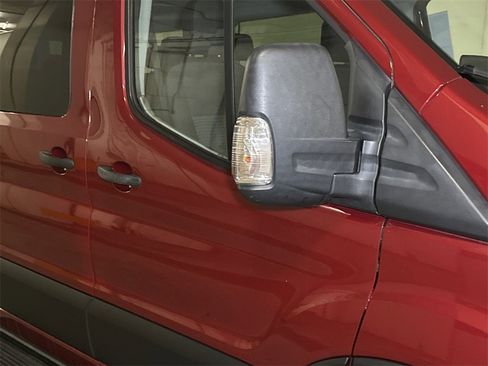 Used 2020 Ford Transit 150 XLT image 9