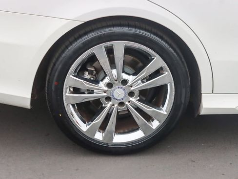 Used 2014 Mercedes-Benz E 350 4MATIC Sedan image 10