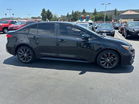 Used 2024 Toyota Corolla SE w/ SE Premium Package FWD image 4