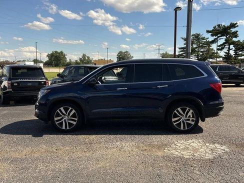 Used 2017 Honda Pilot Touring image 3
