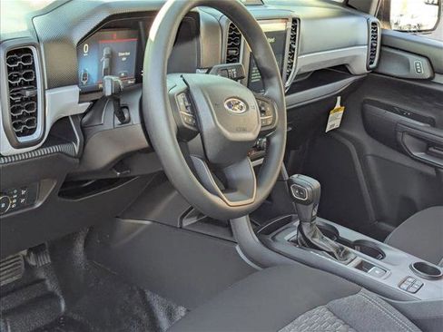 New 2025 Ford Ranger XL image 3