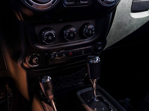 Used 2013 Jeep Wrangler Sahara w/ Mopar Chrome Edition Group image 16