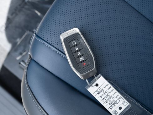 Certified 2026 INFINITI QX60 Sport w/ Dark Cargo Package AWD/4WD image 43