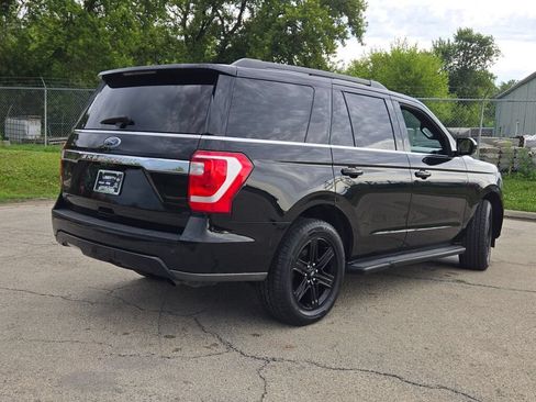 Used 2021 Ford Expedition XLT w/ Black Accent Package AWD/4WD image 11