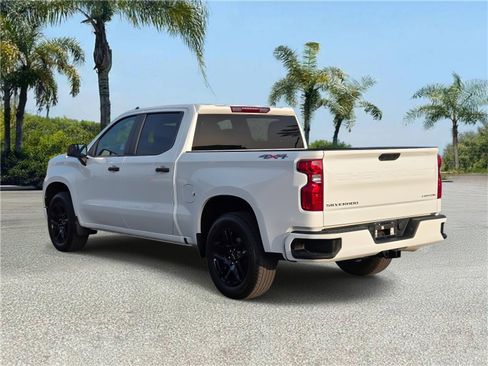 Used 2024 Chevrolet Silverado 1500 Custom image 5