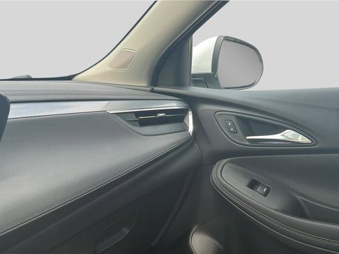 Used 2025 Buick Encore GX Preferred FWD image 10