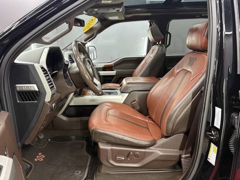 Used 2018 Ford F150 King Ranch w/ Equipment Group 601A Luxury AWD/4WD image 9